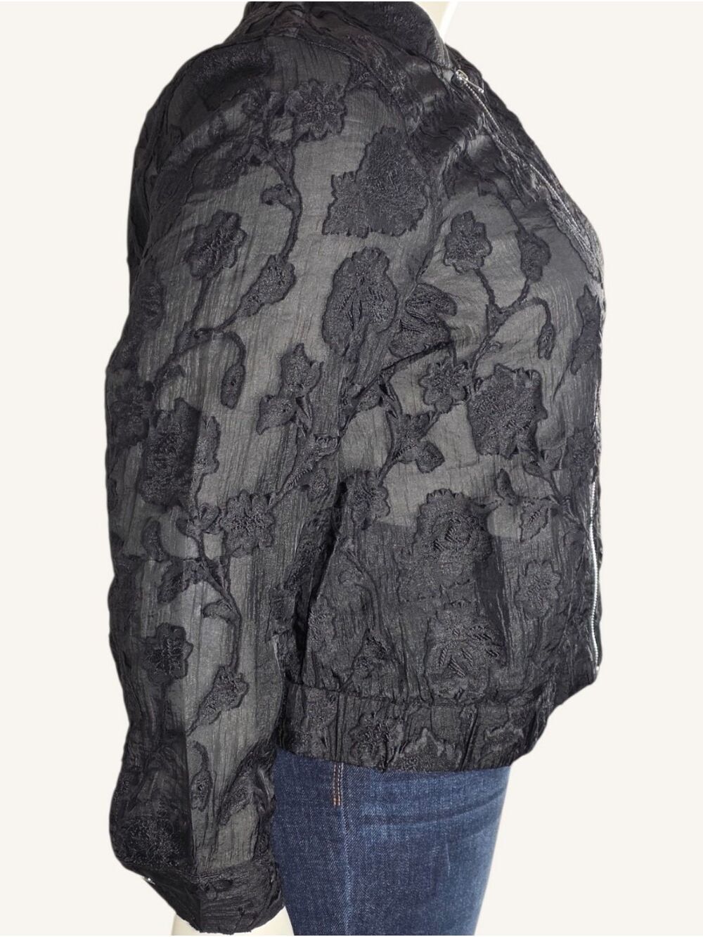 Torrid Modern Floral Jacquard Bomber Jacket Black 2X NWT - Picture 6 of 9